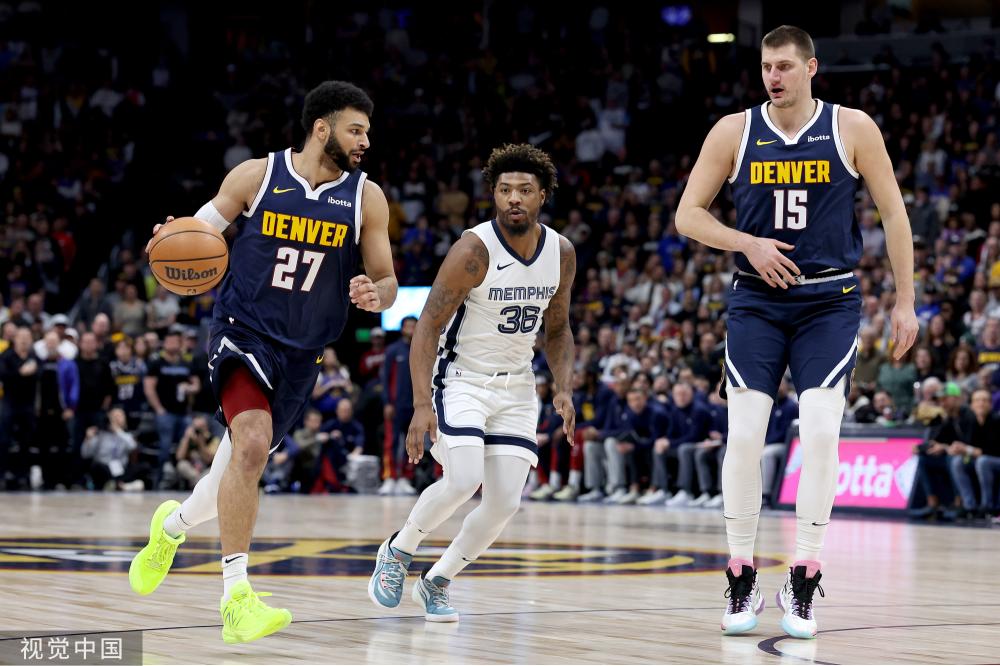 年轻球员对 年轻球员对