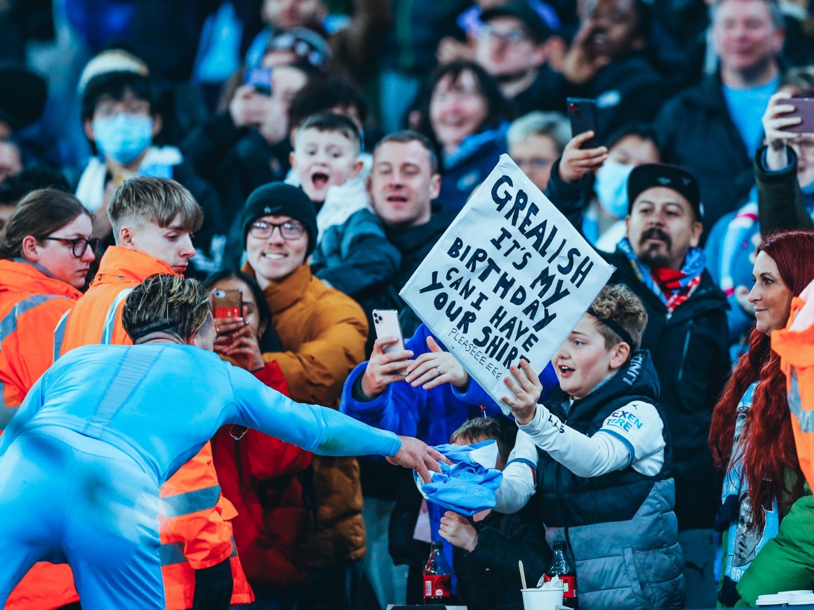 劳内的带领 劳内的带领